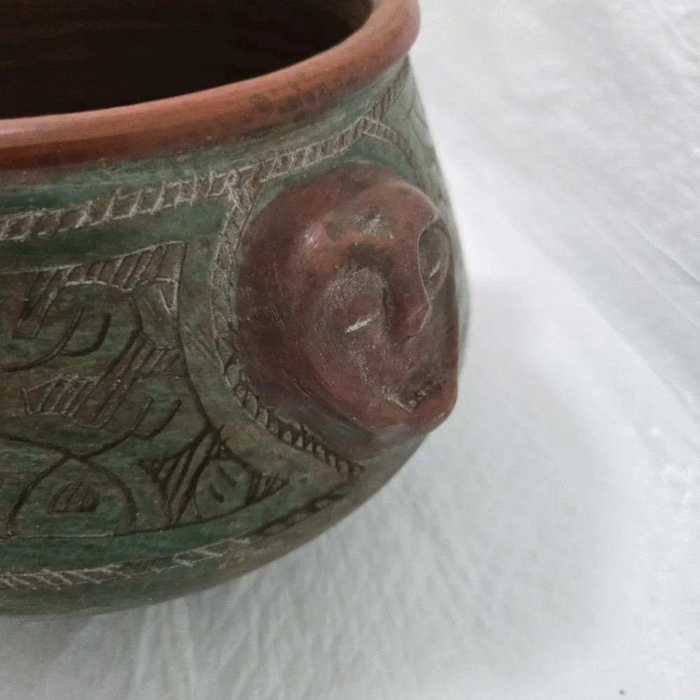 ART SOUZA PARA Brazilian Folk Art Pottery Face Vessel Green Signed 5
